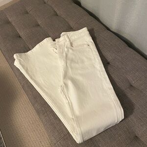 Zara White Straight Leg Jeans Versatile Style